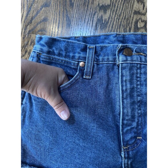 Wrangler Womens Size 25 High Waisted Cut Off Jean Shorts Reworked Vintage Look - Picture 4 of 9